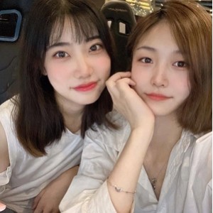 上海富家千金前任互动生活照展示！百度盘免费转载