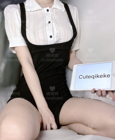 校花私拍天然圆润大罩杯15V2.8G百度盘转载搬运