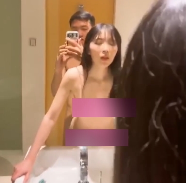 129M白嫖素人视频:富二代高颜值妹子HAPPY清纯甜美