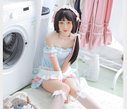 写真专享社保姬-金鱼kinngyo：7套超值资源，2.8G大眼萌妹，身材颜值兼备，家政妇写真收藏必备！