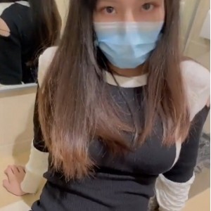 精彩迷人：小姐姐的渴望小东西大眼睛认真吃鸡，裹爽再C