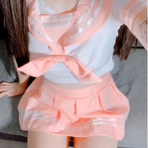 《粉红色JK制服视频：小姐姐的经典之作》