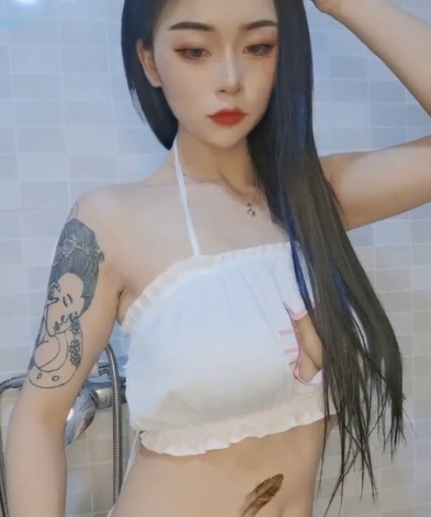 周小念暴走丫头：精致颜值与丰满身材，让你笑到爆！