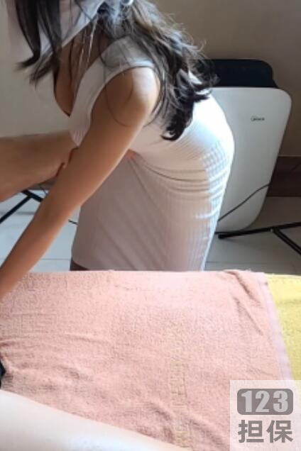 《韩国AF保健：火辣美貌小姐姐带你放松，上班族必看！》