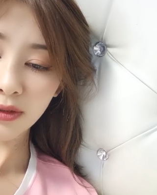 《精选御姐女主播糖璃儿草莓洛儿:6小时、2.91G精彩视频作品》