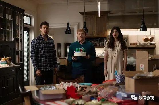 《金斯敦市长：犯罪与腐败，杰瑞米·雷纳主演，中英双字，HD1080P更新至第5集》