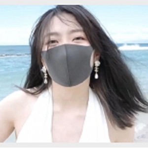 《HONGKONGDOLL夏日回忆：玩偶姐姐NFT币圈15W热度，点击率2亿！》