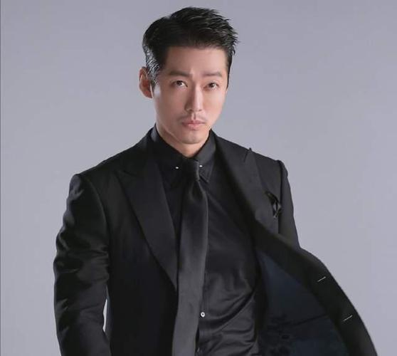《强力班》:一部令人难忘的犯罪剧,刑警破案之路揭秘!