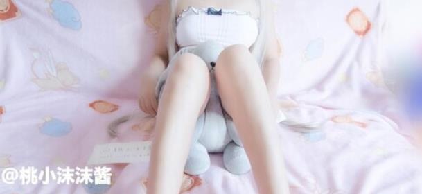 虎牙新晋超人气小清新萌妹桃小沫沫酱:反差婊绅士的满足,最新完整合集116V-18.2G,让你欲罢不能!