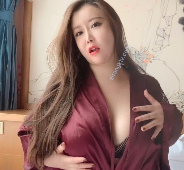 最新王婉悠剧情新作之《合租大罩杯女神王婉悠》