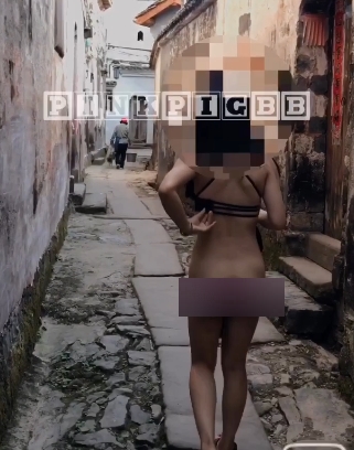 斗鱼及国内全网资深高人气王牌美女网红浮力姬主播最新散播作品完整合集。