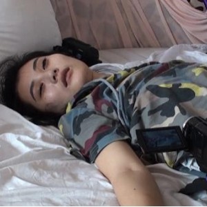 震撼散播三人组最新散播,合力迷玩吉林妹子?