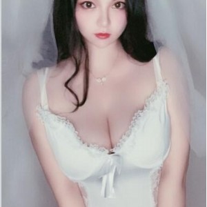 巨巨新娘装部,一个专门坑新婚夫妻的中古店。