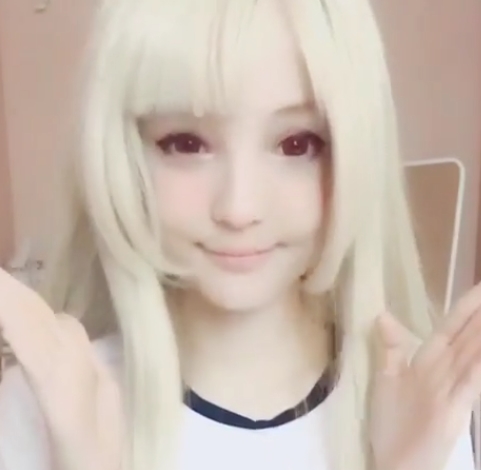 OnlyFans精选乖乖女Luvur日常私拍101部合集，总计15.2G