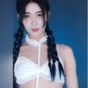 虎牙主播阿木木私人定制视频，5V-600M高清画质，颜值身材惊艳，高冷气质吸引众小伙伴