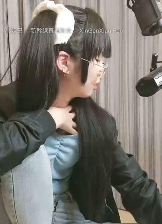 专属小女友:补妆视频28v30.5g,清新简约妆容教学