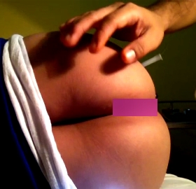 医务室惊现奇闻！手指润滑玩弄那地方，视频数量神秘