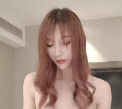 芭娜娜TS美妖视频合集，10V4.8G资源，金主妹子同台