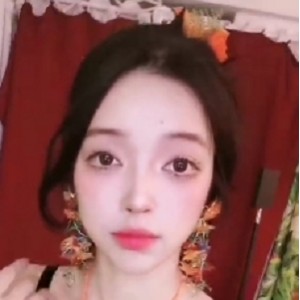 徐珺大哥舰长提督朋友圈系列套图视频，51v，600多人游，3.02g，百度盘