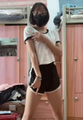 舞蹈系学生主播自选合集50V8.4G百度盘下载,解压密码必备!