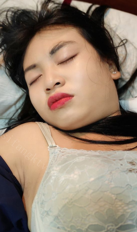 清纯邻家学生妹遭遇重金购入互动事件，互动视频曝光