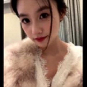 最美女神小雨儿扣X自W