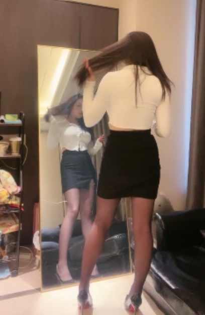 足系列爱脚:女王网调,视频大小/数量齐全