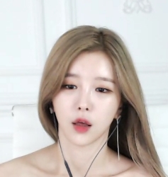 韩国女主播berry0314的大罩杯合集
