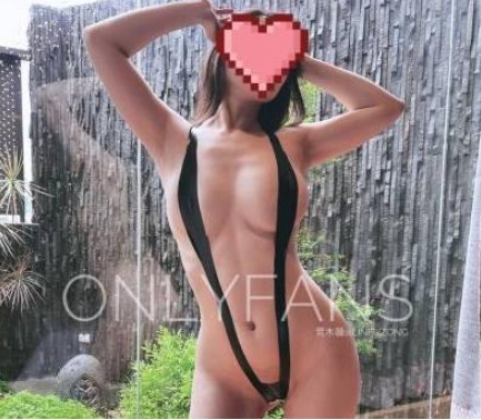 荒木薇寻找婚后奇妙的OnlyFans内容