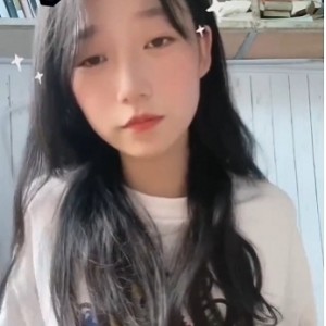 青春勤工俭学：沈娇娇的真实女大学生作品集