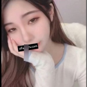 可爱女主播微微的五部作品：直播清纯身材大长腿、跳舞聊天心动视频（130MB）