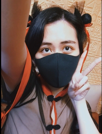 Naimi奶咪：推特博主的精选作品合集，抖音、抖M、口罩视频教育精选