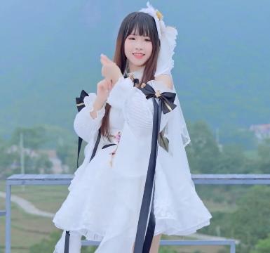 Miko酱勾指起誓舞蹈混剪——清纯可爱COS