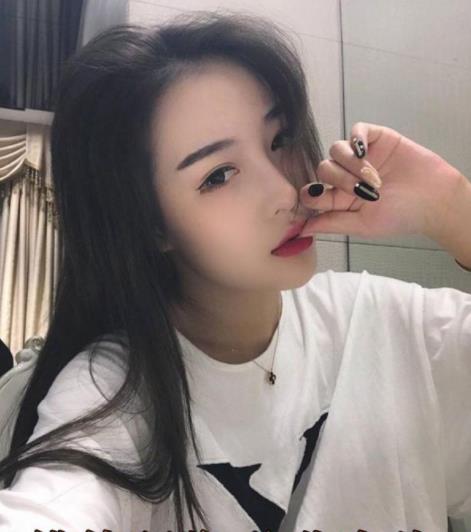 杜雨含抖音网红写真合集:黑丝JK、OL娘、女仆等多款造型,18岁新晋平面模特现身!