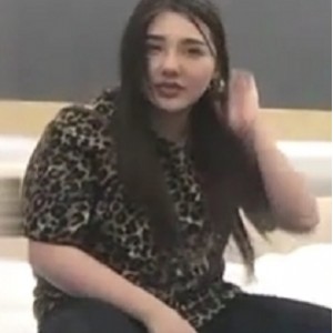 豹纹大耳环饰品：把握给力的瞬间