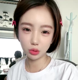 有趣换装系列：新人妹子微毛sao+xue运动翘起大胖臀1V463MB百度盘