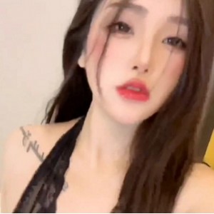 神颜主播心甜：完美颜值身材、视频资源热播200大洋