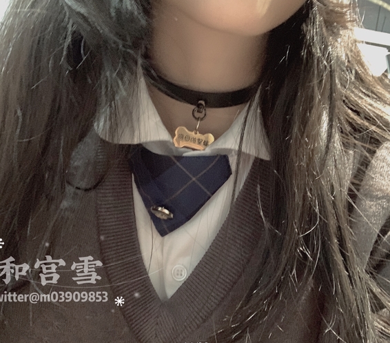 《某推出道:重口色彩缤纷的有尺度双洞风油精自虐绝版完整版》