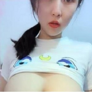 《欣赏气质奶妈的汁水鲜嫩、成熟主妇谈吐祥和的聊天挤馒头视频》