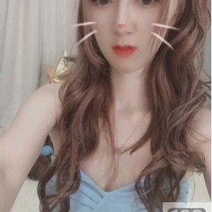 夏璃月土豪定制：新奇身材、长相，把自己的玩法带感，让你心跳加速