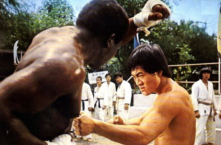 珍藏:李小龙电影原画、视频、配乐一站式播放