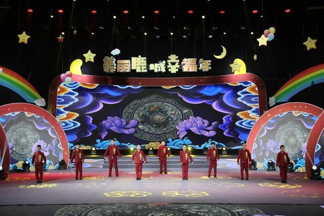 获取历届春晚视频、原画及播放资源：阿里云盘、APPStore、GooglePlay、爱奇艺、腾讯视频、优酷等
