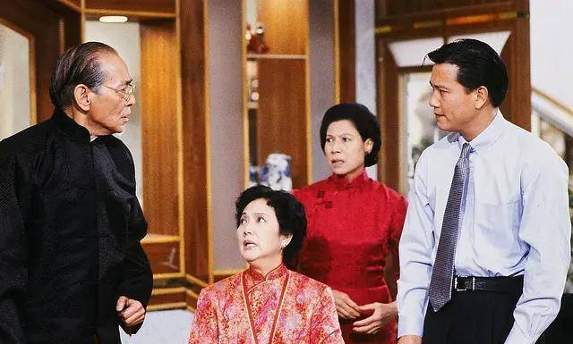 《1992年/巨人/TVB/万梓良/陈法蓉/全网最高清/30集全集/商界抗争/勇敢拯救家乡》