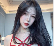 网红美女抖娘利世定制红se+you惑：颜值爆表、性感诱惑，让你心动不已！
