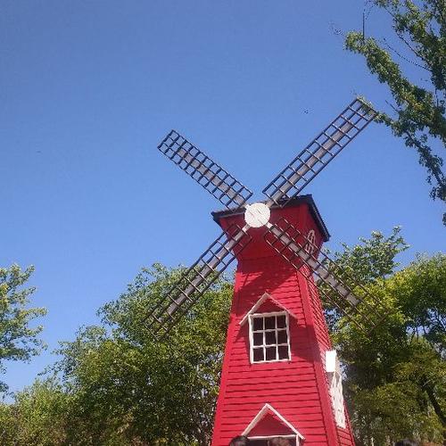 1999年经典港片《三五成群》,现在可以在阿里云Drive上以mp4格式观看