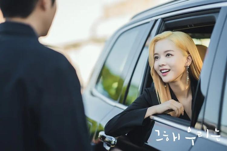 1999年经典港片《三五成群》,现在可以在阿里云Drive上以mp4格式观看