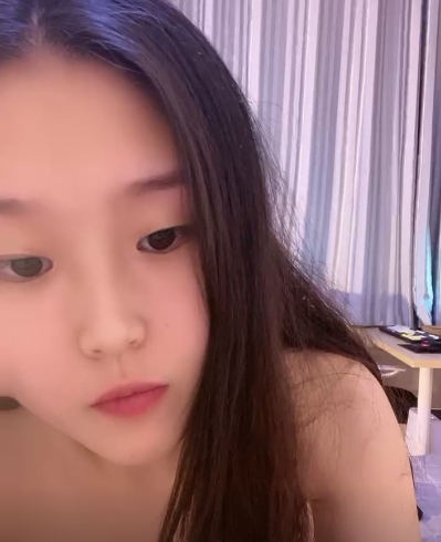 最新斗鱼宅男圈私藏疯传无名氏素人美女主播【直播】（极品美女与好友）的私拍奥利给表演合集[1V-837M]