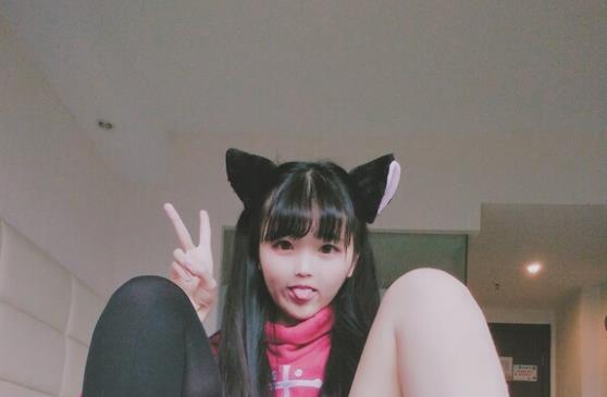 最新斗鱼超人气资深极品罗莉退圈稀缺绝版【极品罗莉】宅男女神（啪喵少女）经典绝版有尺度完整合集_4V