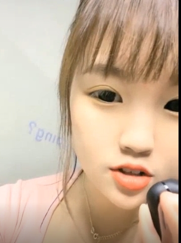 最新斗鱼新晋人气童颜软萌美女主播人如其名的小妖孽（小妲己萌妹）主播最新散播有尺度合集[27V-387M]