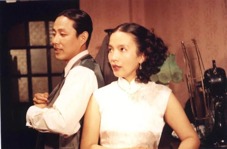 陈道明主演经典电视剧围城:豆瓣9.3(阿里云盘分享)+3分...
